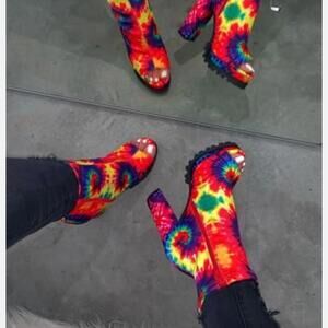 Women's Multi and Purple Court
